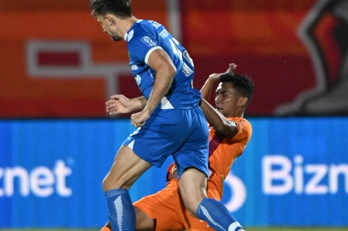 Suasana duel Borneo FC vs Persib Bandung pada pekan ke-28 Liga 1 2024/2025