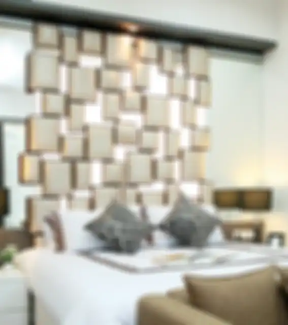 Headboard jadi Penutup Jendela