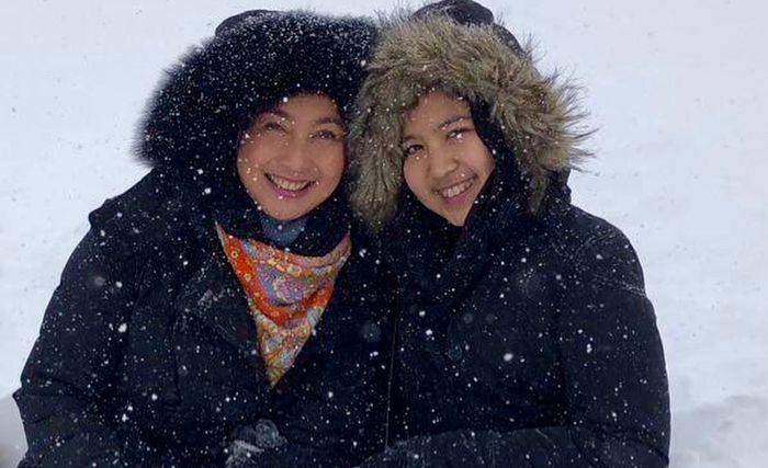 Potret cantik Putri Desy Ratnasari