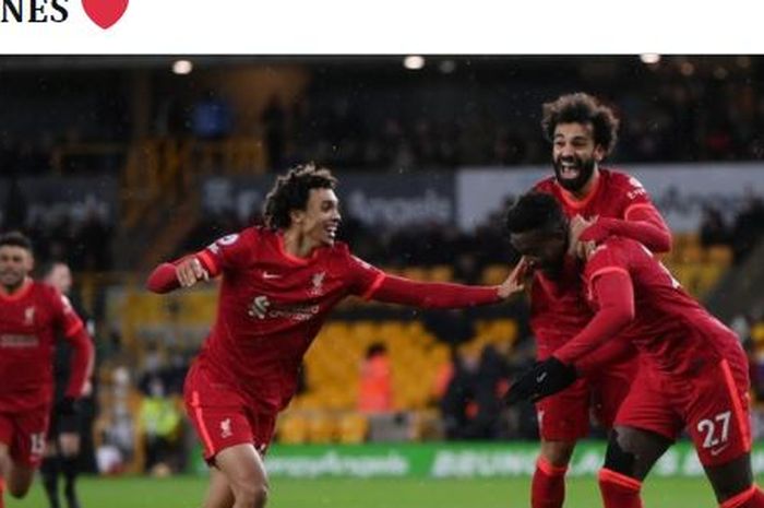 Striker Liverpool, Divock Origi, merayakan gol dalam laga Liga Inggris kontra Wolverhampton Wanderers di Stadion Molineux, Sabtu (4/12/2021).