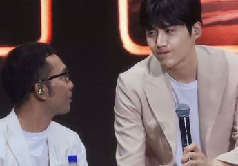 Indra Herlambang Spill Sifat Asli Kim Seon Ho saat di Backstage, Pantas Dijuluki si Anak Baik!