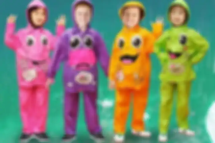Jas hujan anak karakter, bisa ditemukan di toko online dengan harga yang cukup murah.