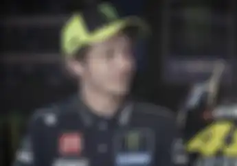 Belum Jelas Masa Depan Karier Valentino Rossi, Rivalnya Marc Marquez dan Max Biaggi Kasih Saran 