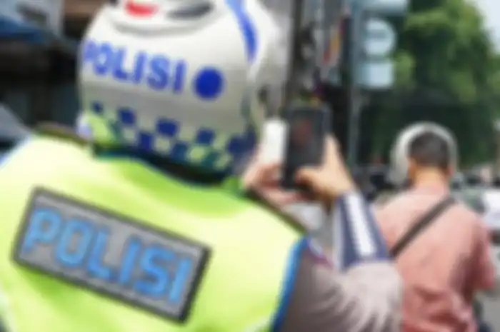 Ilustrasi polisi bakal tahu pemotor yang tidak punya SIM meski tanpa tilang manual sekalipun.