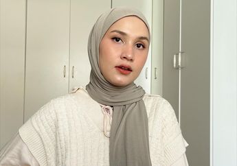 4 Tutorial Gaya Hijab Pashmina untuk Lebaran 2021, Cukup Gunakan 1 Jarum Pentul Saja!