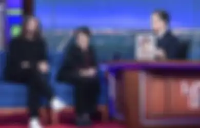 Makin Deket Sama Ortu, Dave Grohl Bakal Bikin Acara TV Berbasis dari Buku Sang Ibu