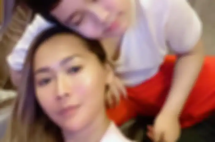 Inul Daratista dan putranya Ivan
