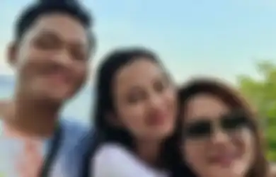 Digadang-gadang Bakal Jadi Calon Mantu Anang dan Ashanty, Azriel Tunjukkan Keseriusan Datangi Rumah Mewah Sarah Menzel, Perlakuan Ibunda Sang Kekasih Dibongkar Sosok Ini
