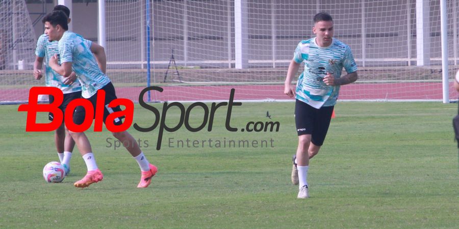 Debut Latihan di Timnas Indonesia, Calvin Verdonk Pamer Jumlah Penampilan di Eredivisie