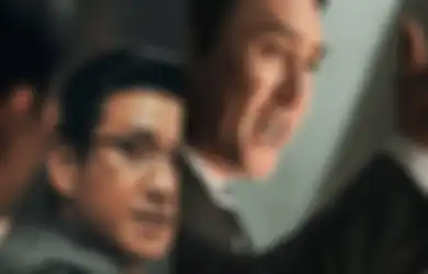 Rekomendasi Buat Fans Film Politik, Cek Sinopsis Film Korea Kingmaker!