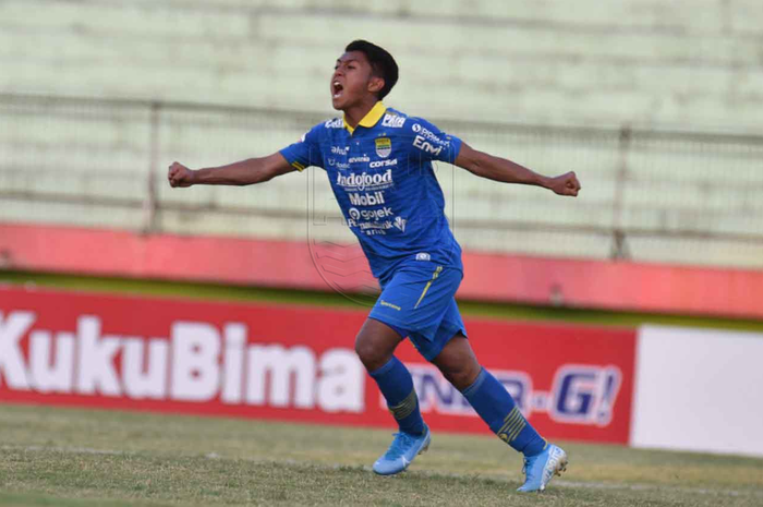 Pemain Persib Bandung, Febri Hariyadi Rayakan Gol ke Gawang Persipura Jayapura dalam laga lanjutan pekan 20 Liga 1 2019 di Stadion Gelora Delta, Senin (23/9/2019)