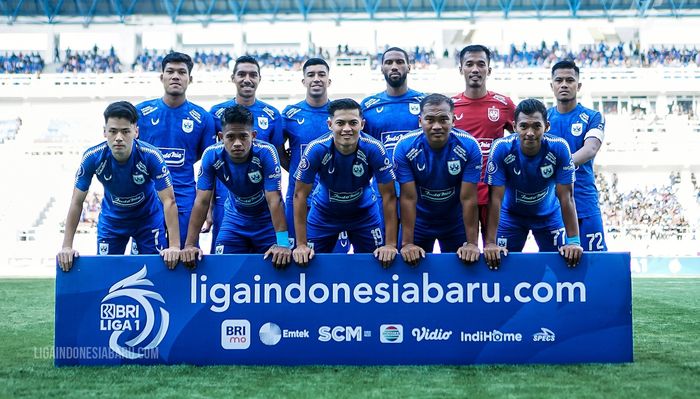 Skuad PSIS Semarang saat hadapi Barito Putra di Stadion Jatidiri, Semarang, Sabtu (6/8/2022).