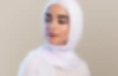Cara Makeup Natural yang Fresh dan Terlihat Glowing Buat Hijabers!