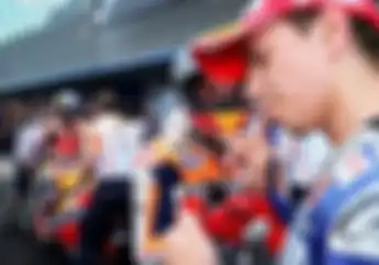 Netizen Ingatkan Jorge Lorenzo Kalau Pernah Tolak Permintaan Maaf Marquez Juga