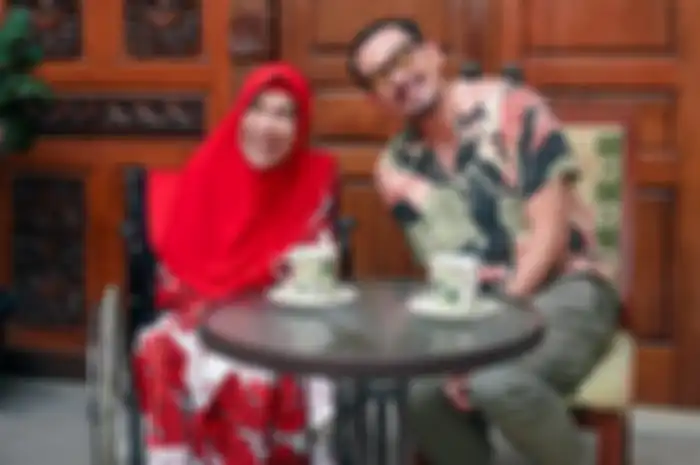 Dorce Gamalama di podcast YouTube Denny Sumargo