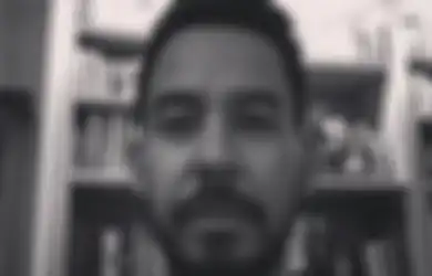 Pengin Lagu Lo Buat Diproduksi Sama Mike Shinoda? Begini Caranya