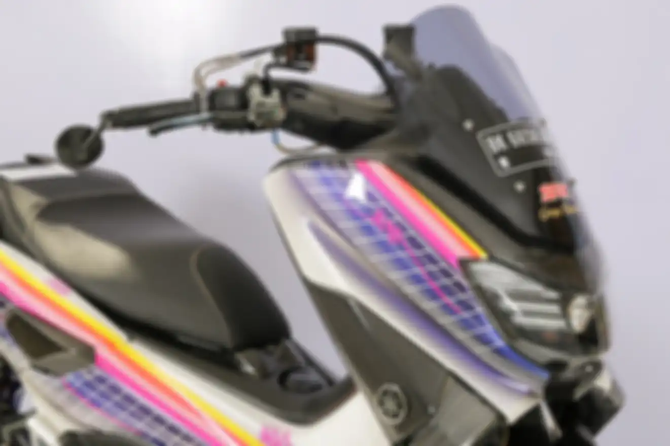 Tampilan depan Yamaha NMAX modifikasi street fashio