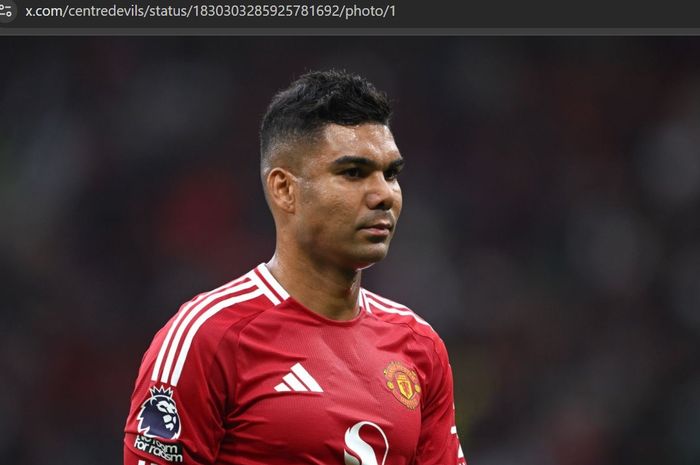 Gelandang Manchester United, Casemiro, mendapatkan sorotan tajam.