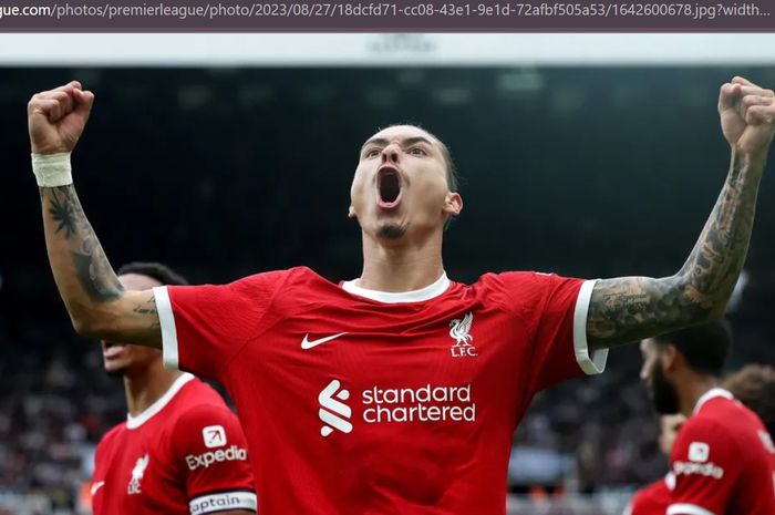 Darwin Nunez merayakan gol untuk Liverpool dalam matchweek 3 Liga Inggris 2023-2024 melawan Newcastle United di Stadion St. James' Park, Minggu (27/8/2023).