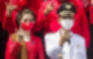 Merakyat dan Sederhana, Penampilan Selvi Ananda Saat Jalankan Tugas Sebagai Ketua Penggerak PKK Kota Solo Curi Perhatian, Hanya Pakai Blouse Batik, Intip Potretnya