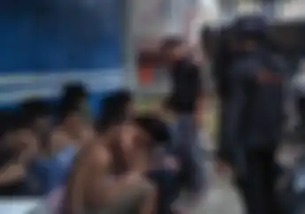 Ngeri.. Belasan Anggota Geng Motor Ini Serang Warga di Waktu Sahur 