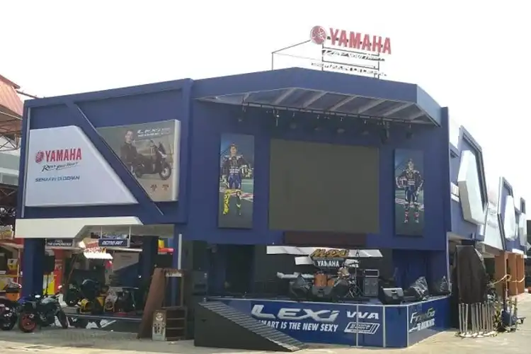 Main Ke JFK Sambil Nunggu Buka Puasa, di Booth Yamaha Bisa Tukar Tambah Motor Baru