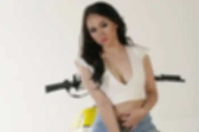 Riana Jasmine.