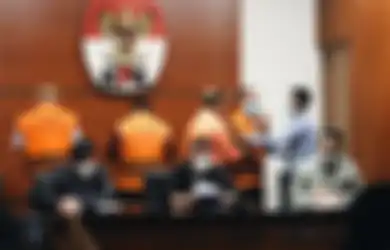 Diduga Terima Upeti Rp 140 Juta dari Rp 1,3 Miliar di Parkiran PN Surabaya, Hakim Itong Mendadak Protes Teriakkan Hal Ini Saat Pimpinan KPK Bicara