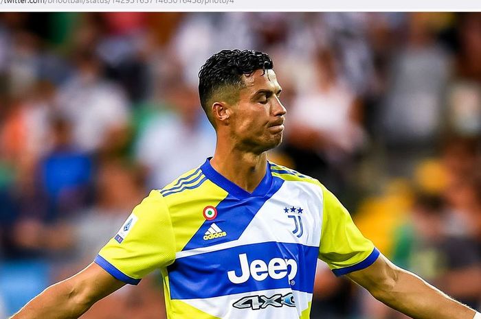 Ekspresi megabintang Juventus, Cristiano Ronaldo, dalam laga Liga Italia kontra Udinese di Stadion Dacia Arena, Minggu (22/8/2021).