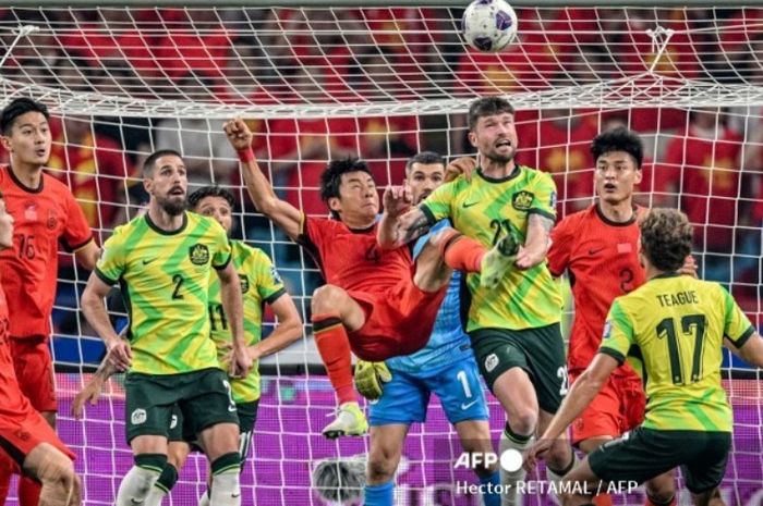 Timnas China menelan kekalahan 0-2 saat menjamu Timnas Australia di laga Grup C putaran tiga Kualifikasi Piala Dunia 2026.