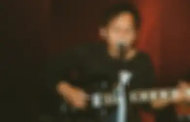 Haikal Azizi Nggak Cuma Punya Sigmun, Simak Rekomendasi Lagu Indie Folk Bin Idris!