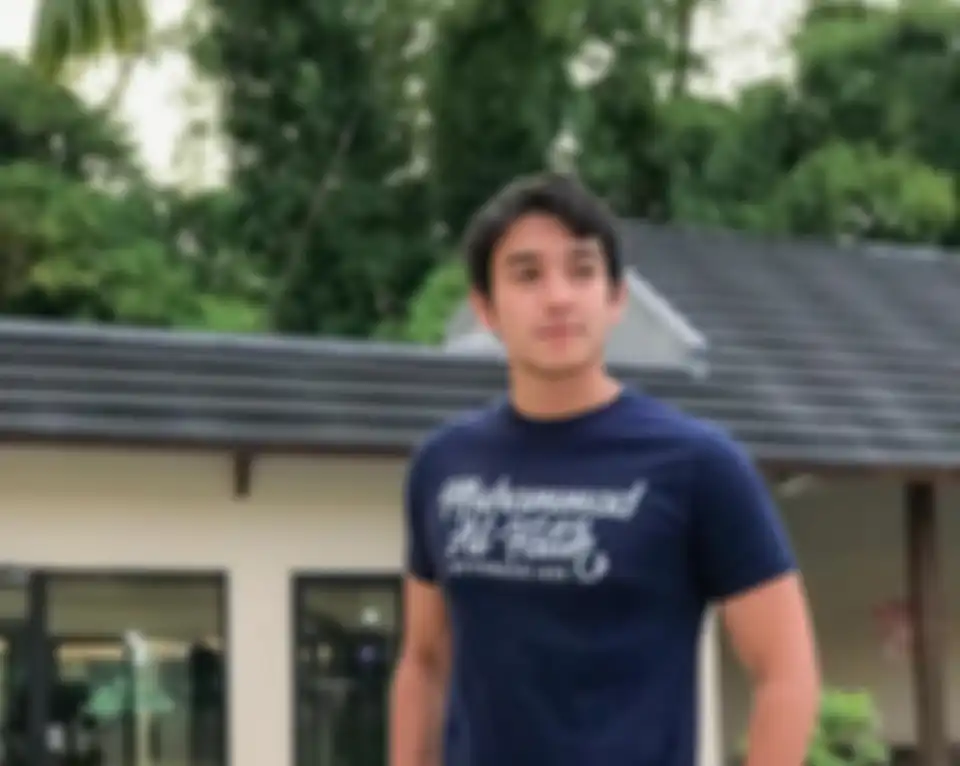 Aliff Alli, aktor Malaysia yang meniti karier di Indonesia