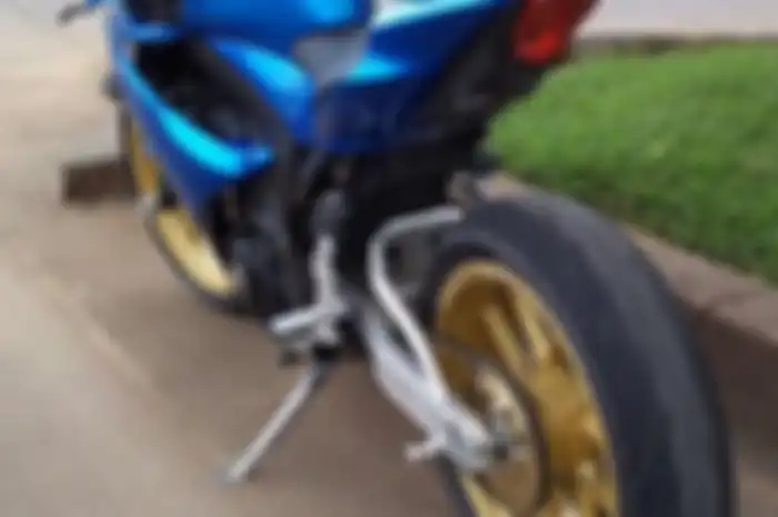 Tampak belakang swing arm V-Rossi