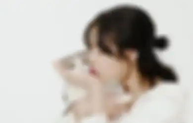 Lisa BLACKPINK Perkenalkan Anjing Barunya Bernama Love. Gemas!