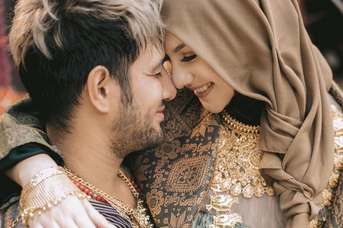 Ammar Zoni dan Irish Bella