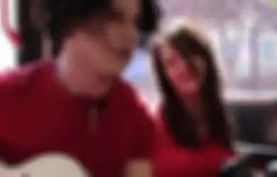 Jack White Tanggapi Komentar Buruk Soal Drummernya Lewat Puisi Kritik