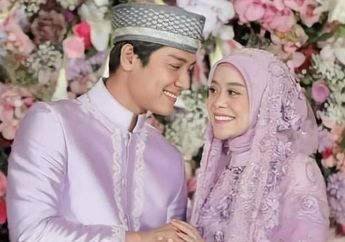 Penuh Syahdu! Sungkem ke Orangtua Jelang Arungi Mahligai Rumah Tangga Bersama Rizky Billar, Lesti Kejora Curahkan Doa dan Berharap Hal Ini
