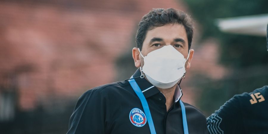 Ramai Seruan Almeida Out, Manajemen Arema FC Sebut Sulit Cari Pelatih Baru