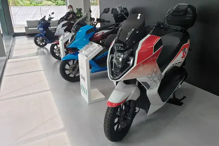 Tak Semua Merek, Ini Daftar Motor Listrik yang Dapat Insentif Rp 8 Juta Dari Pemerintah