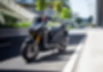 Modal Sokbreker  Upside Down, Aura Sporty Honda Vario Makin Terpancar