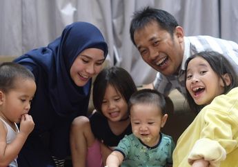 Zaskia Mecca Tunjukkan Kondisi Anaknya yang Alergi hingga Bibir Bengkak, Reaksi Hanung Bramantyo Justru Tak Disangka