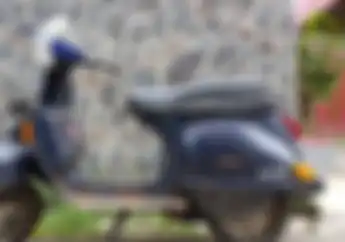 Biar Enggak Mogok, Seperti Ini Trik Melahap Tanjakan dengan Vespa 2-Tak