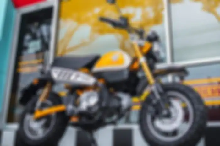 Honda Monkey Bobby Banana Edition
