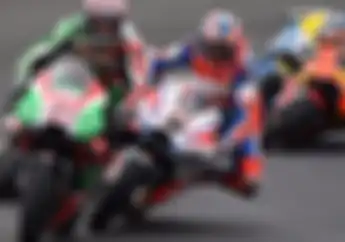 Panas! Dikecam Bos Pramac Ducati, Eugene Laverty Pasang Badan Buat Aleix Espargaro 