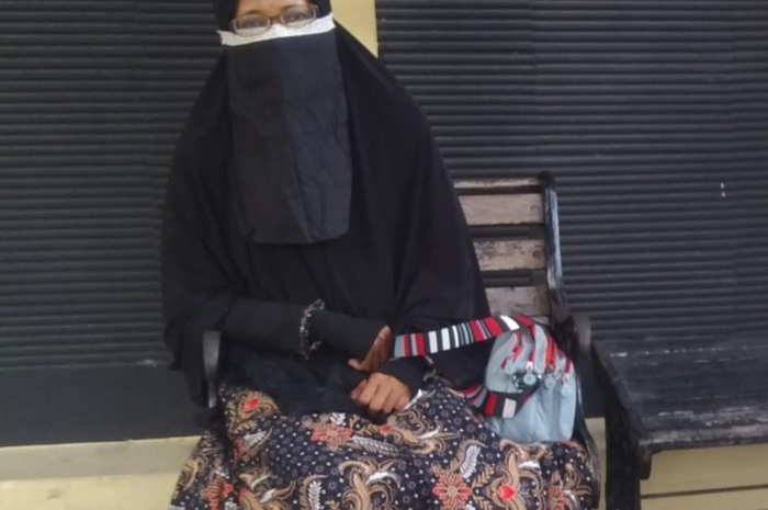 Foto Mila Mahcmudah. Berikut alasan emak-emak berhijab syari itu polisikan Lesti Kejora dan Rizky Billar yang dikutip dari akun Facebook Mila Machmudah Djamhari.