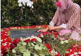 Bintang Sinetron Kondang ini Meninggal Dunia Karena Serangan Jantung, Makanan Gurih dan Praktis Ini Ternyata Bisa Jadi Penyebab Utamanya