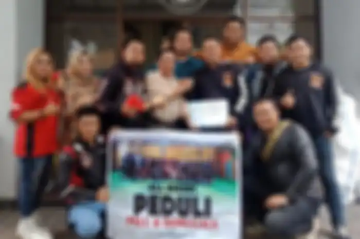 Kegiatan sosial yang dilakukan barudak komunitas motor yang mengatasnamakan All Bikers Bandung.