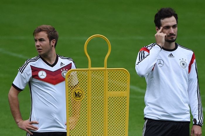 Mats Hummels (kanan) tidak dipanggil timnas Jerman ke Euro 2024.