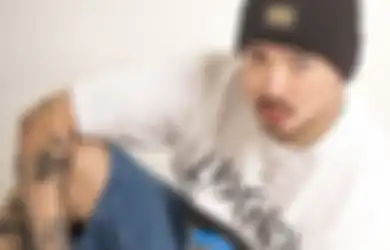EASTHOOD Hadirkan Vibes 2000-an dalam Koleksi '2002 til Forever'