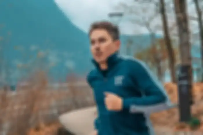 Jorge Lorenzo bikin jagat MotoGP bertanya-tanya putuskan pensiun dari MotoGP, eh musim ini malah jadi test rider tim Yamaha pabrikan dan balapan di MotoGP Catalunya 2020